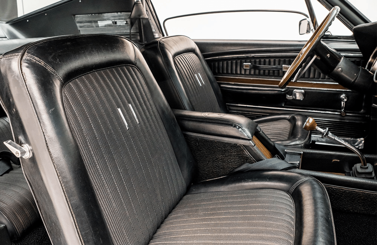 فورد جي تي 4.9L V-8 Engine