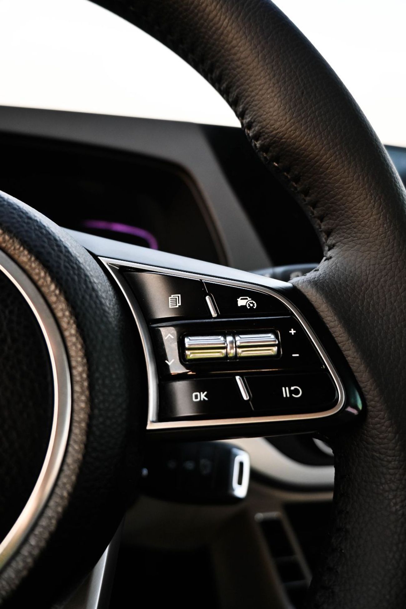 كيا كارينس KIA CARENS 2023 Smartstream 1.5L M/TGCC IN EXCELLENT CONDITION