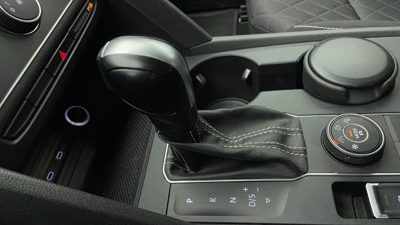 فولكس واجن تيرامونت TREND LINE 3.6 | بدون دفعة مقدمة | اختبار القيادة في المنزل