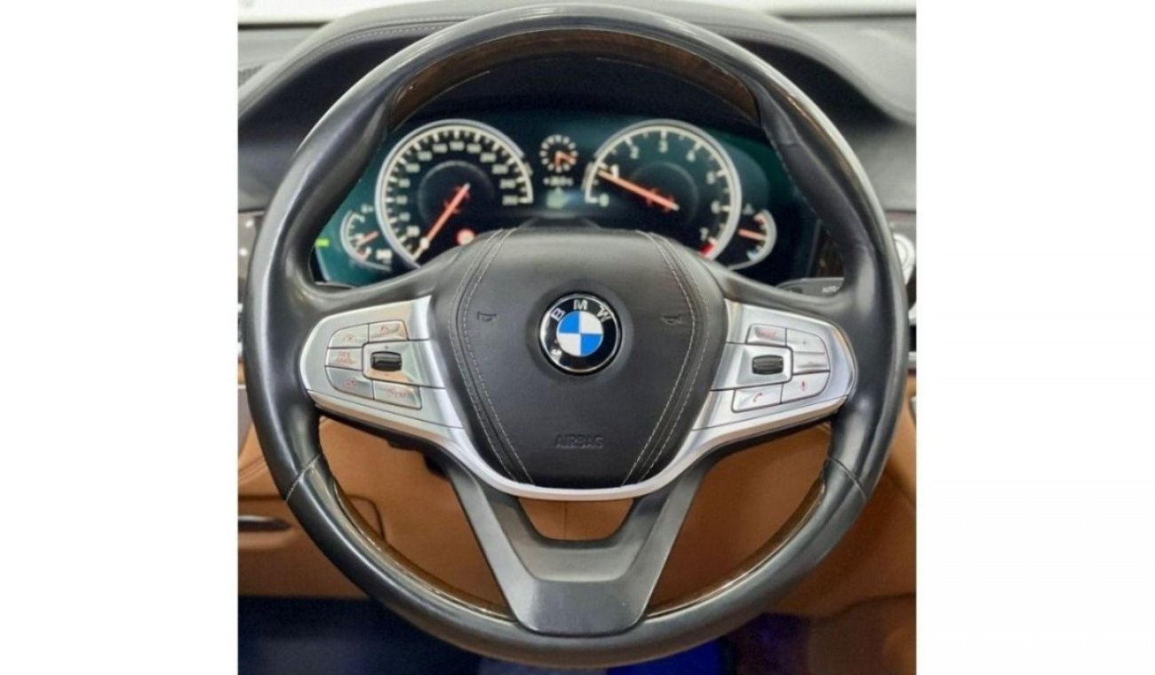 بي أم دبليو 750 لاكجري 2016 BMW 750i xDrive, Warranty, Full Service History, Low Kms, GCC