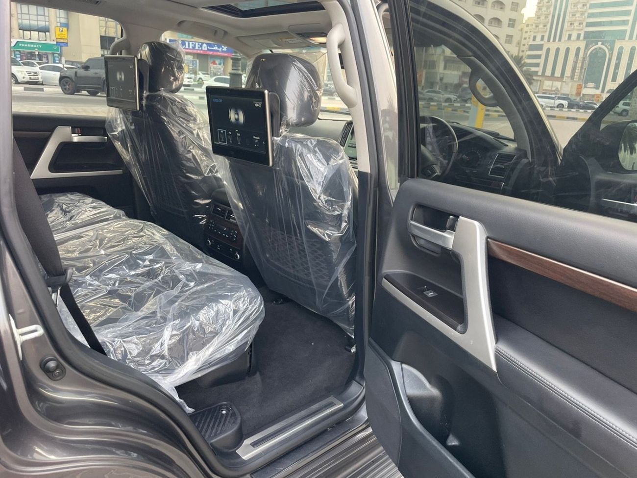 Toyota Land Cruiser Sahara 2020 Model RHD Diesel Engine Full Option