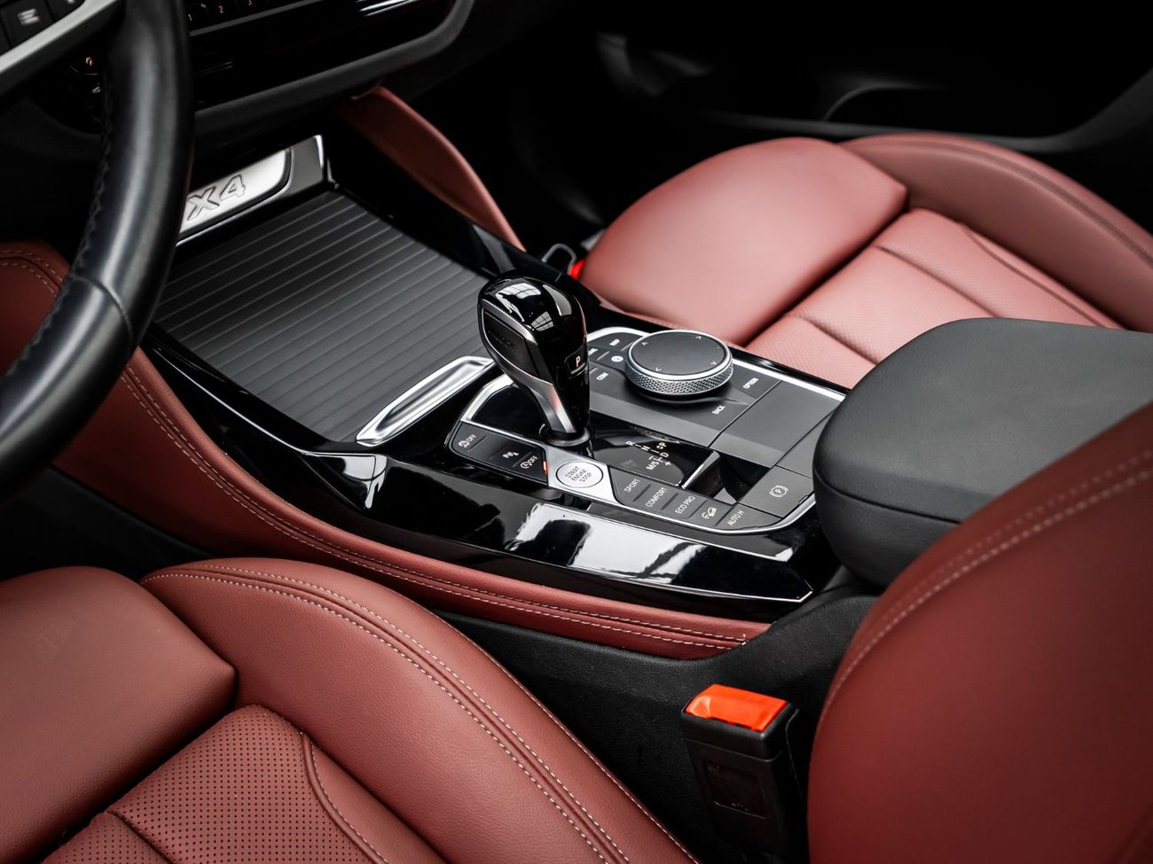 بي أم دبليو X4 xDrive 30i M Sport 2.0L