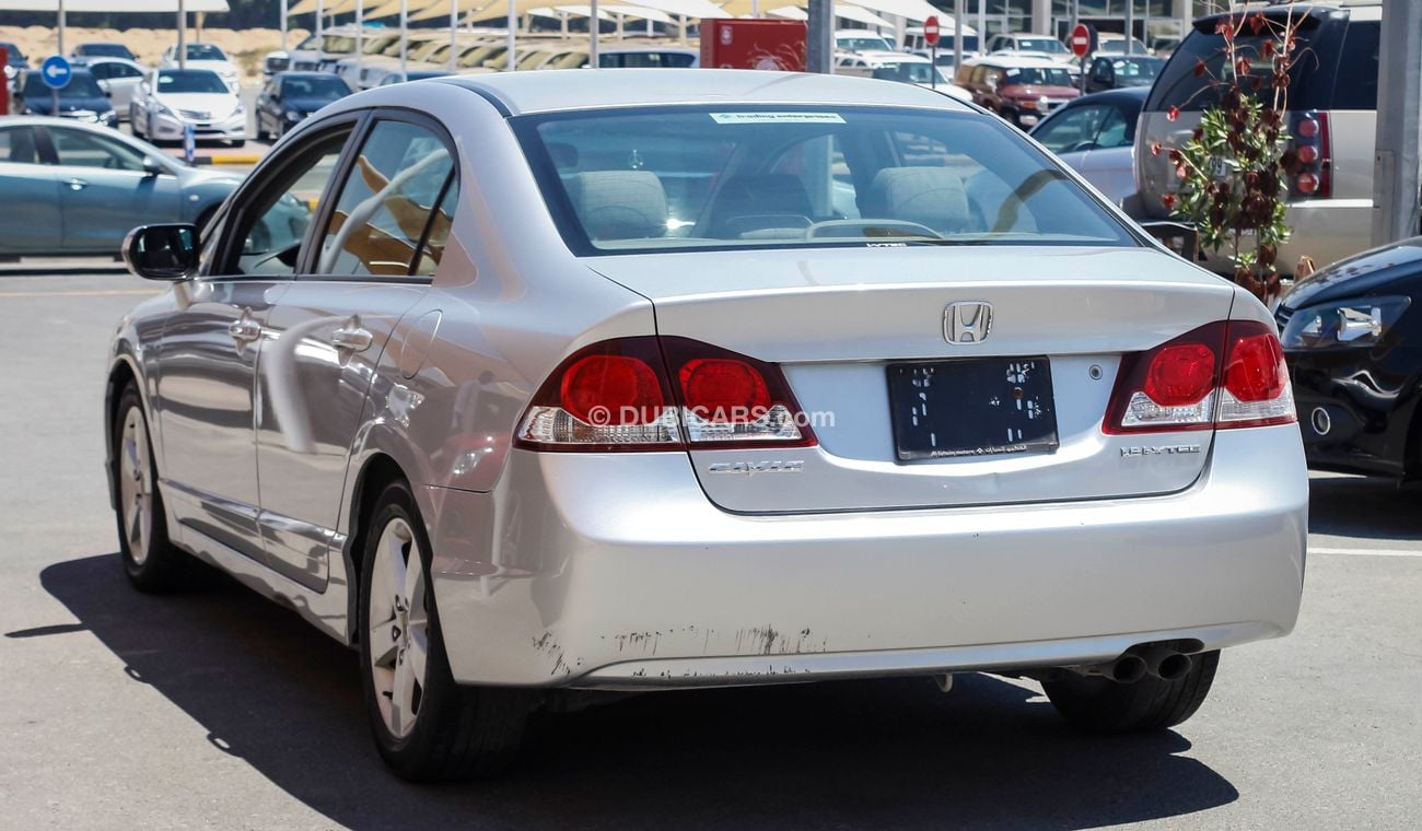 Honda Civic 1.8 i-VTEC