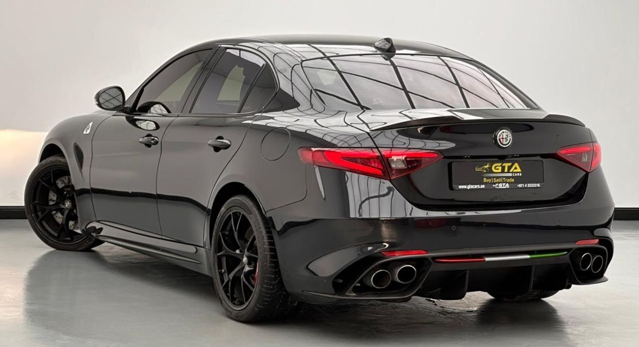 Alfa Romeo Giulia Quadrifoglio 2.9L (505 HP) 2018 Alfa Romeo Giulia Quadrifoglio, Alfa Romeo Service History, 1 Year W