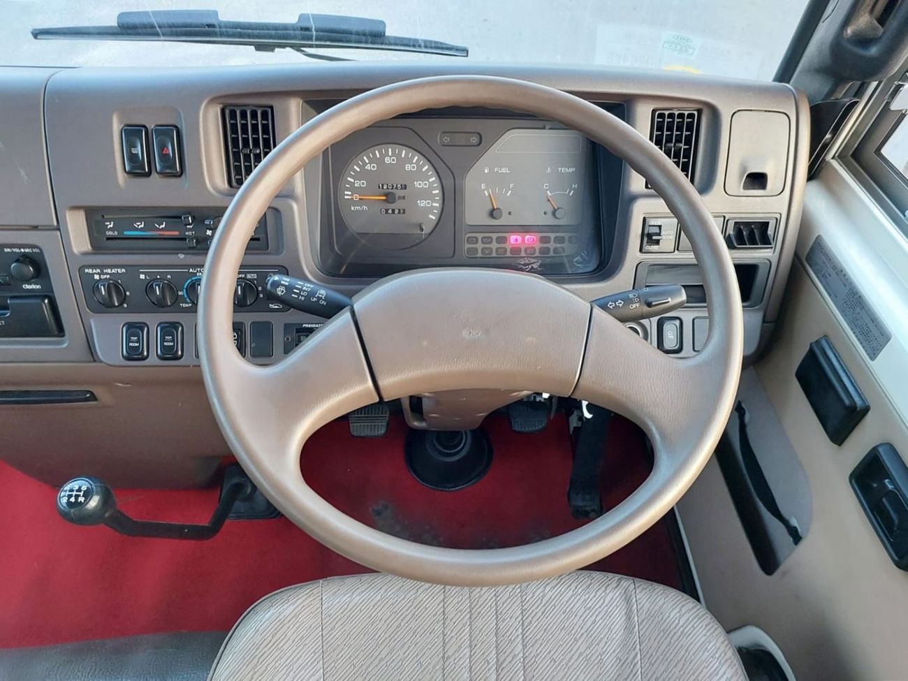 نيسان سيفيليان NISSAN CIVILIAN BUS RHD 1993 MODEL 3.5 L DIESEL MANUAL(PM30153)