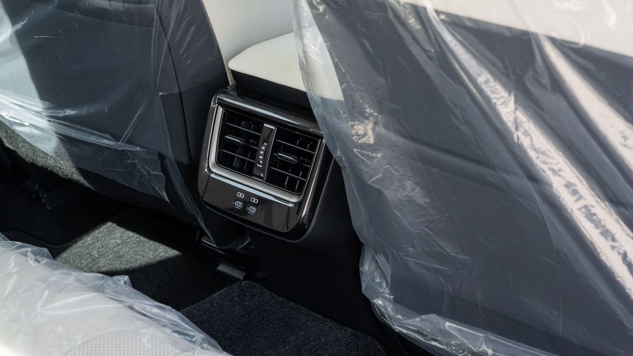 تويوتا كراون TOYOTA CROWN 2.5 MID -2026YM