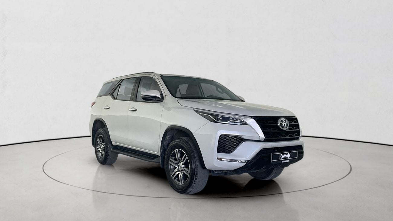 تويوتا فورتونر EXR | شامل الضمان | 0 ﺪﻔﻋﺓ ﺃﻮﻟﻯ