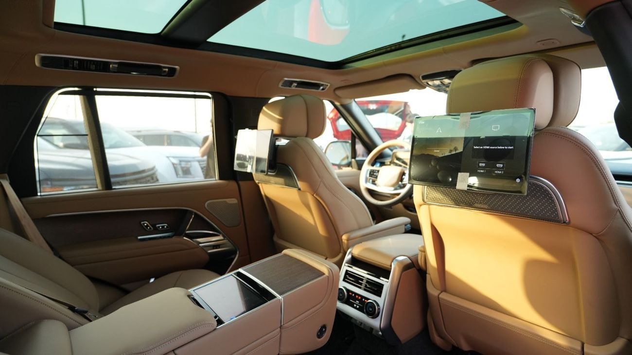 Land Rover Range Rover Autobiography P530 4.4L V8 Black - Tan 2026 MY Export Only