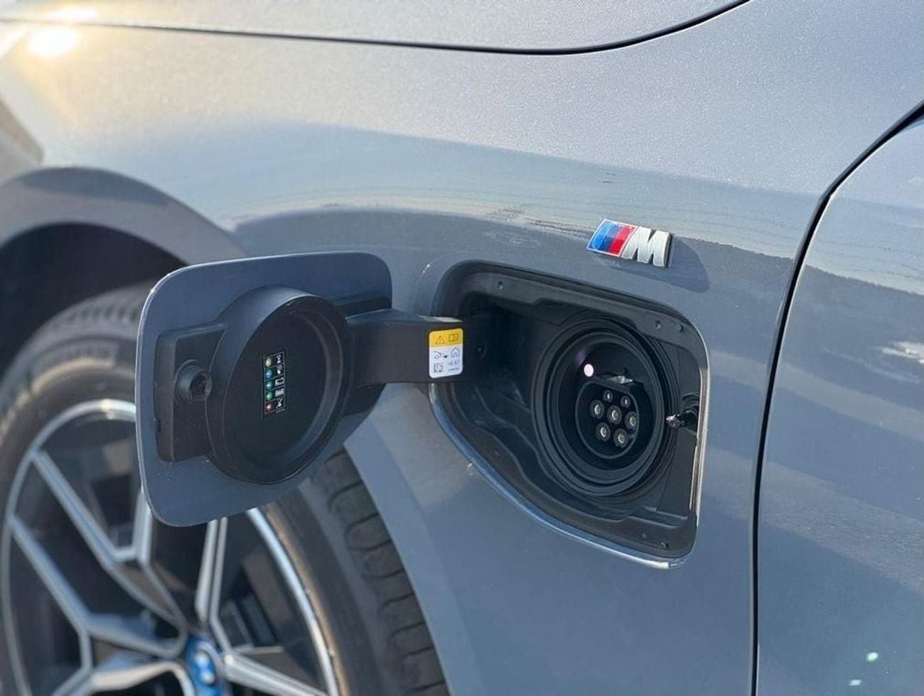 BMW i5 BMW I5 2024 35L