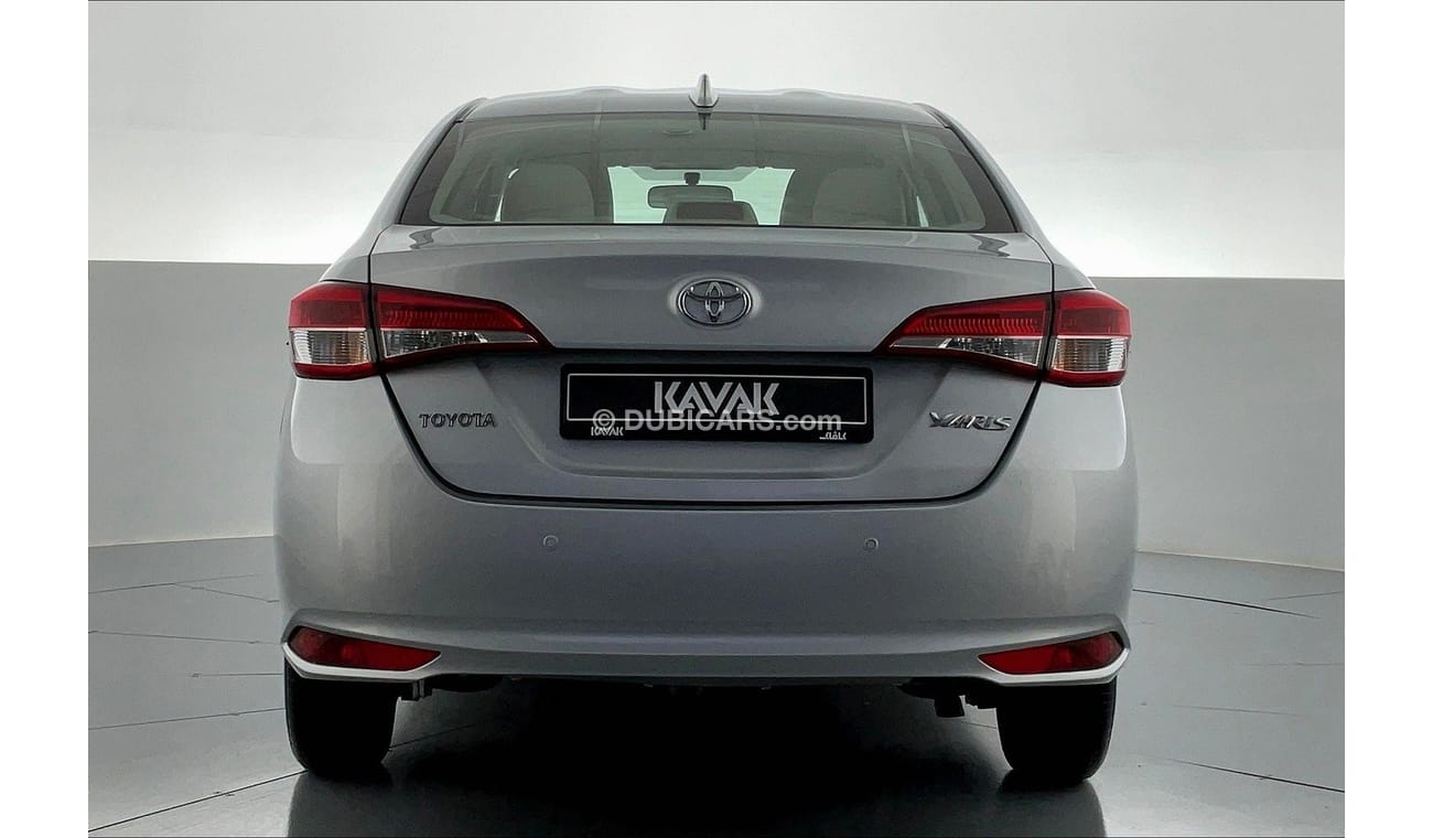 تويوتا يارس SE / E