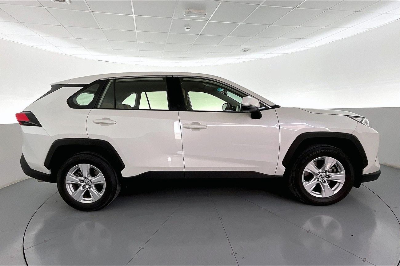 Toyota RAV4 EX