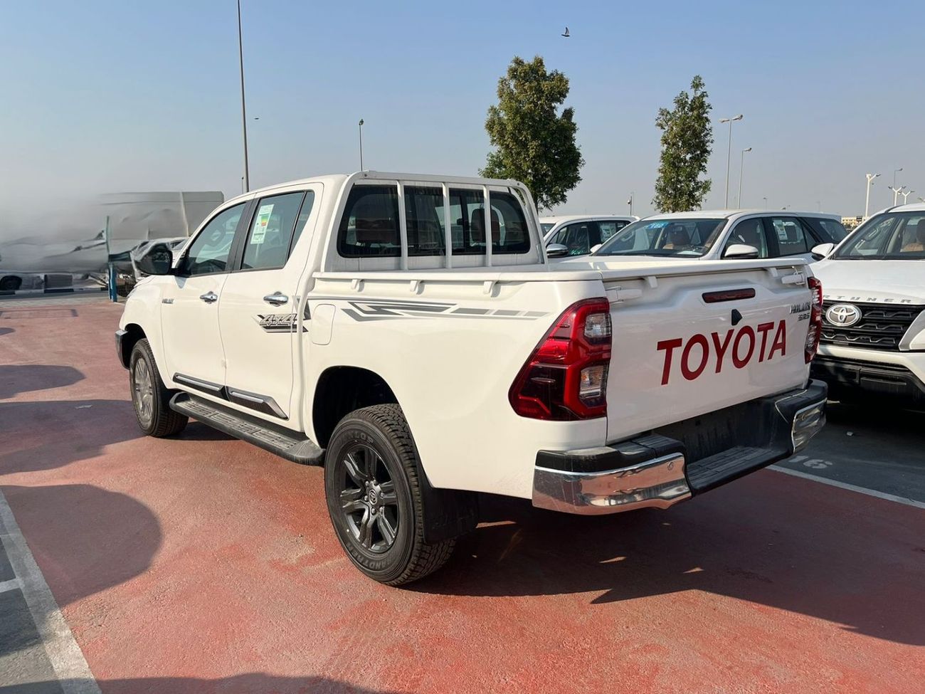 Toyota Hilux HILUX PATROL 2.7 4X4 FULL OPTION
