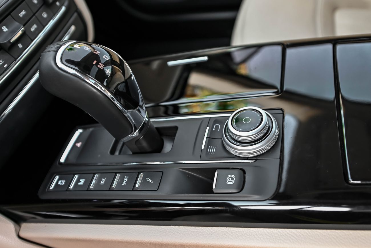 Maserati Quattroporte GTS 3.8L | 3,817 P.M | 0% Downpayment | Full Option | Low Kms!