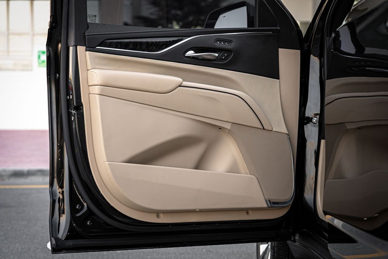 Cadillac Escalade Premium Luxury 6.2L 4WD