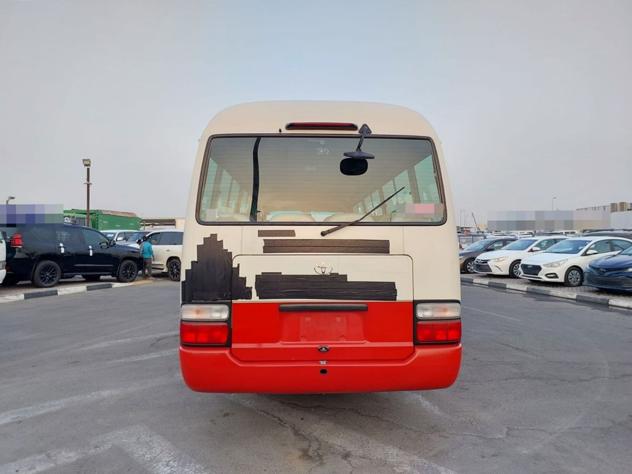 Toyota Coaster TOYOTA COASTER BUS RHD 2004 MODEL 4.0 L DIESEL AUTOMATIC(PM12501)