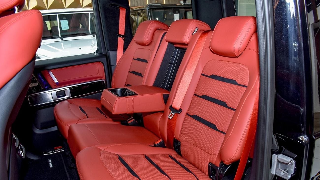 Mercedes-Benz G 63 AMG MERCEDES BENZ G63 AMG 2024 (DOUBLE NIGHT PACKAGE)