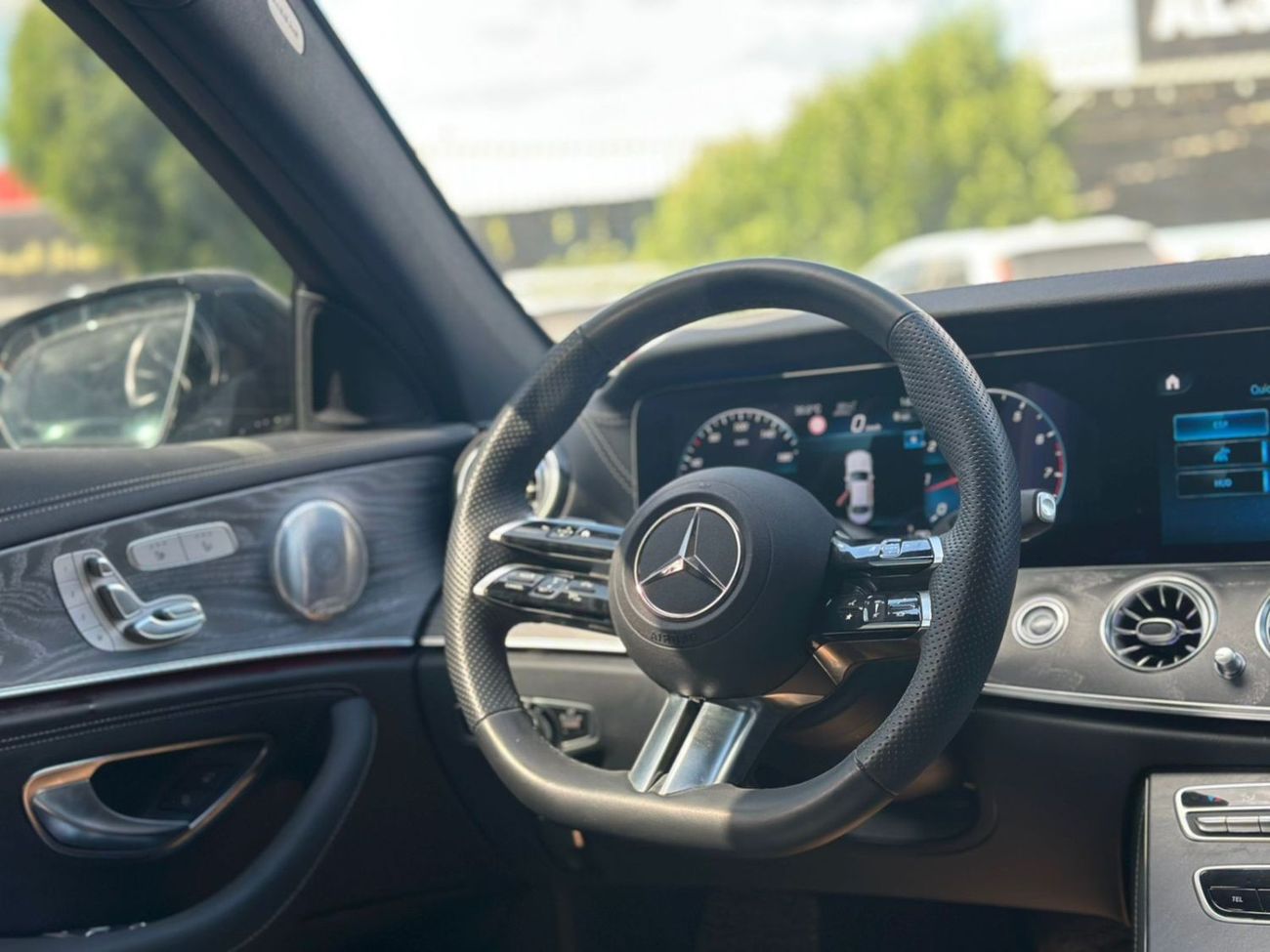 Mercedes-Benz E 350 Mercedes Benz E 350 2023 Korean Specs