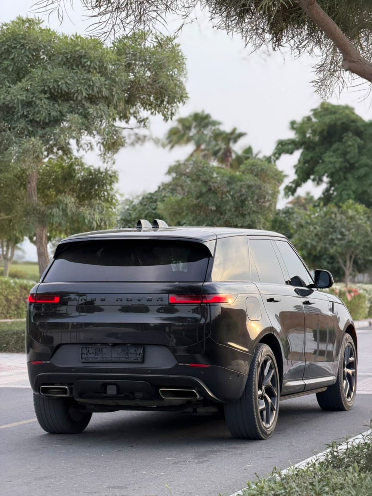 لاند روفر رينج روفر سبورت RANGE ROVER SPORT 2024