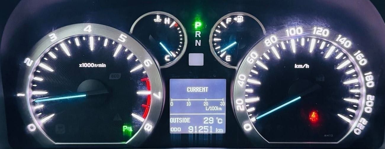 تويوتا ألفارد GCC .. FSH .. Original paint .. V6 .. Top Range .. VIP .