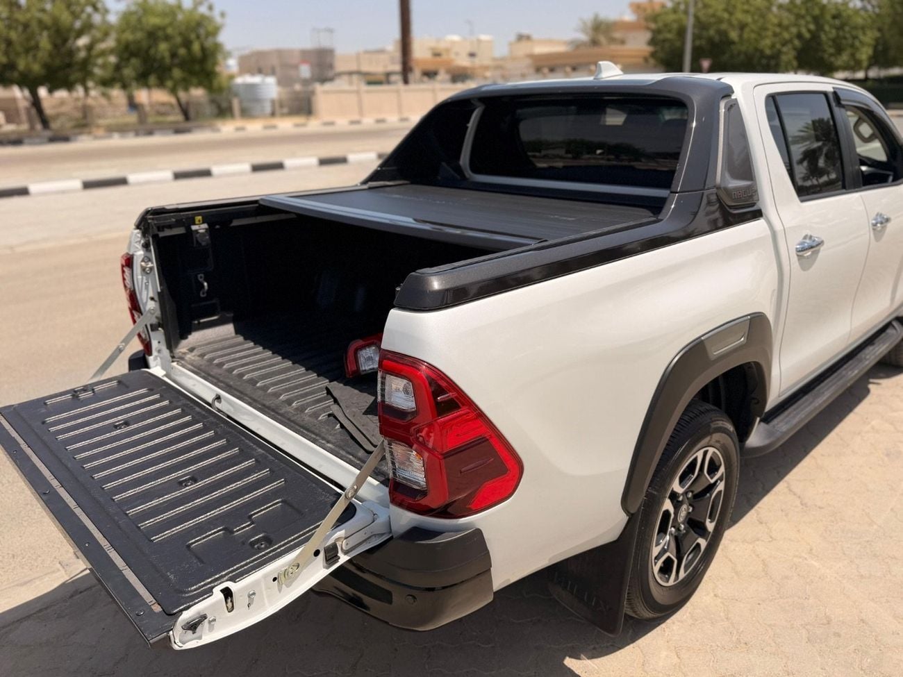 Toyota Hilux SGLX SR5 export from Australia