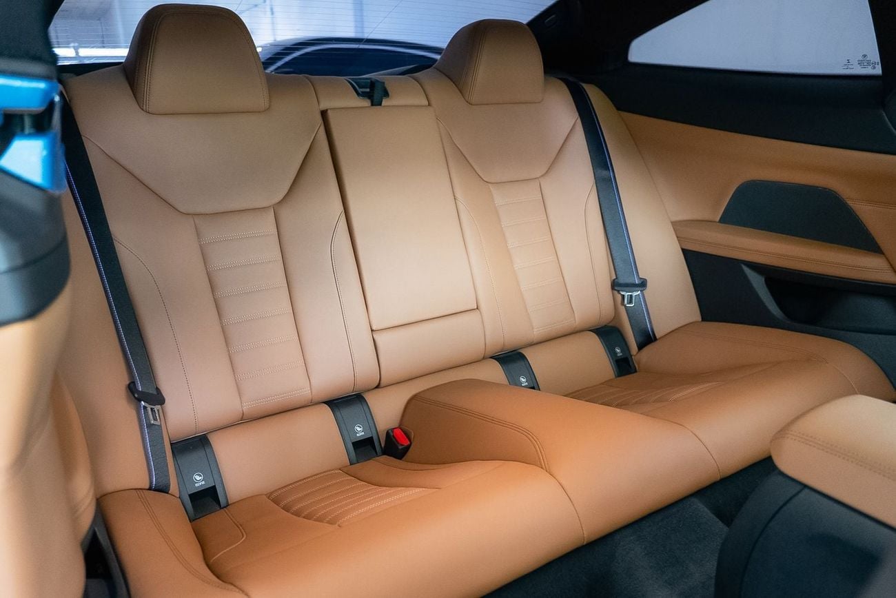 بي أم دبليو M440i XDRIVE