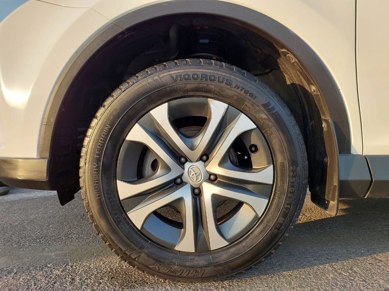 Toyota RAV4 TOYOTA RAV4 SUV RHD 2018 MODEL 2.0 L PETROL AUTOMATIC(PM75752)