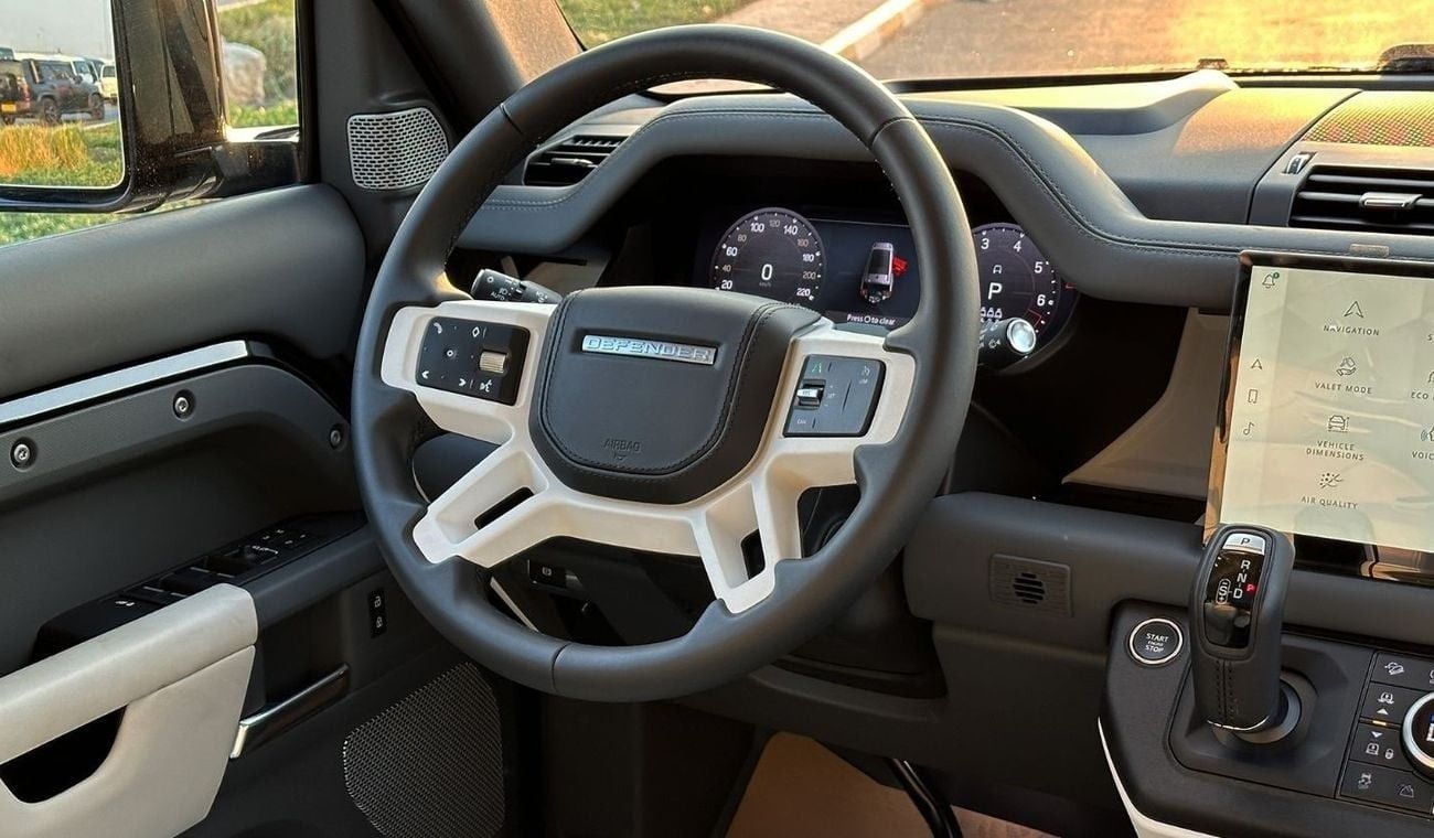 لاند روفر ديفندر 130 S P400 3.0L Turbocharged Brand New 0kms European Specs
