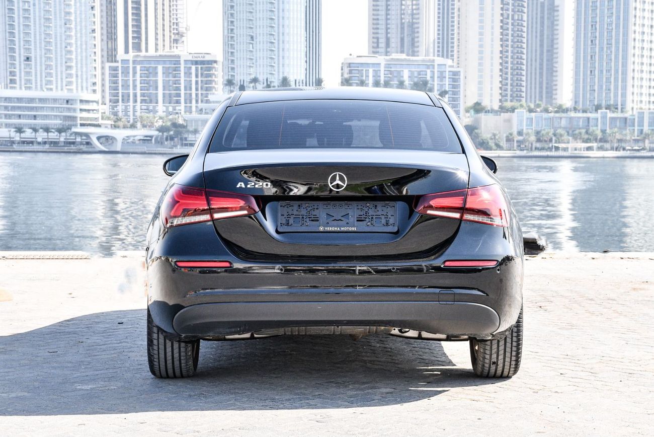 مرسيدس بنز A 220