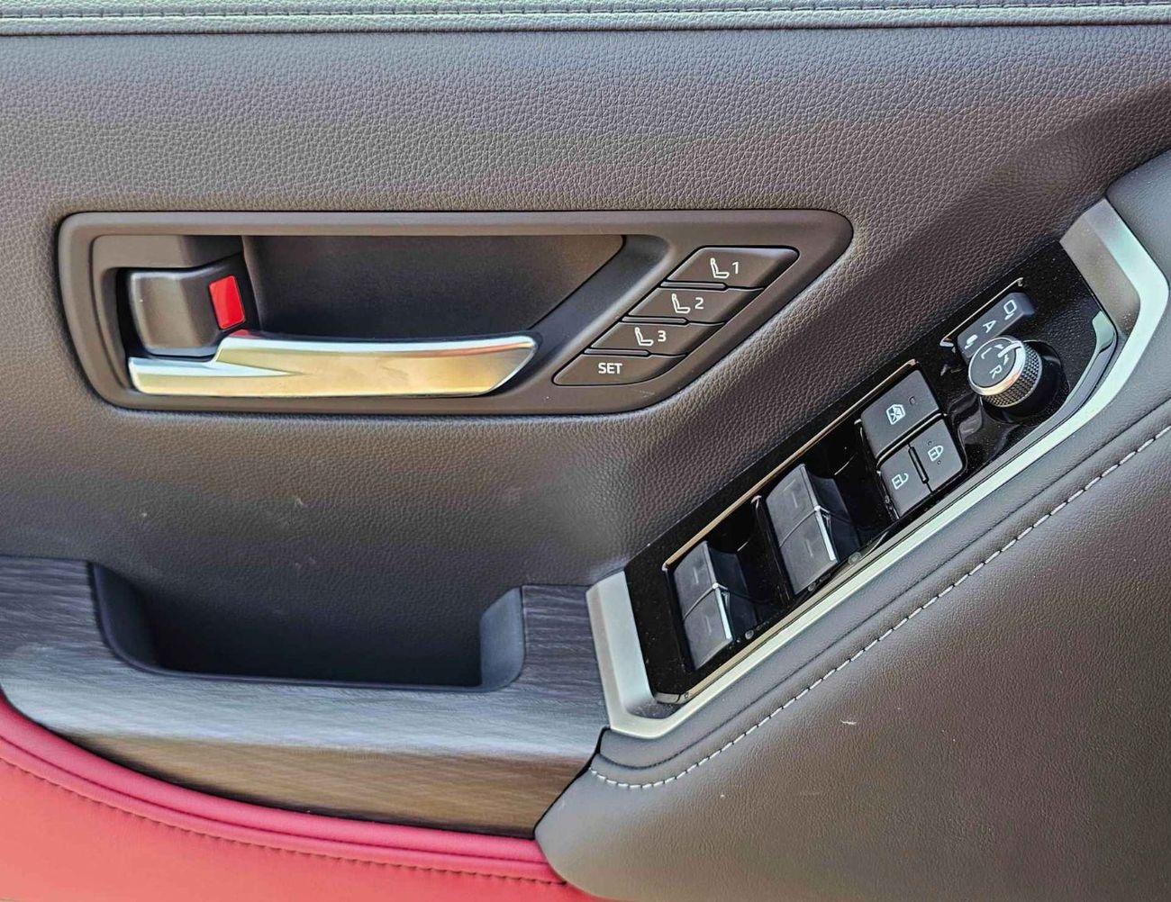 Toyota Land Cruiser VXR | TWIN TURBO | AERO KIT | 3.3L V6 DIESEL | 360* CAMERA WIH HEADUP DISPLAY | JBL SPEAKERS |  PWR 