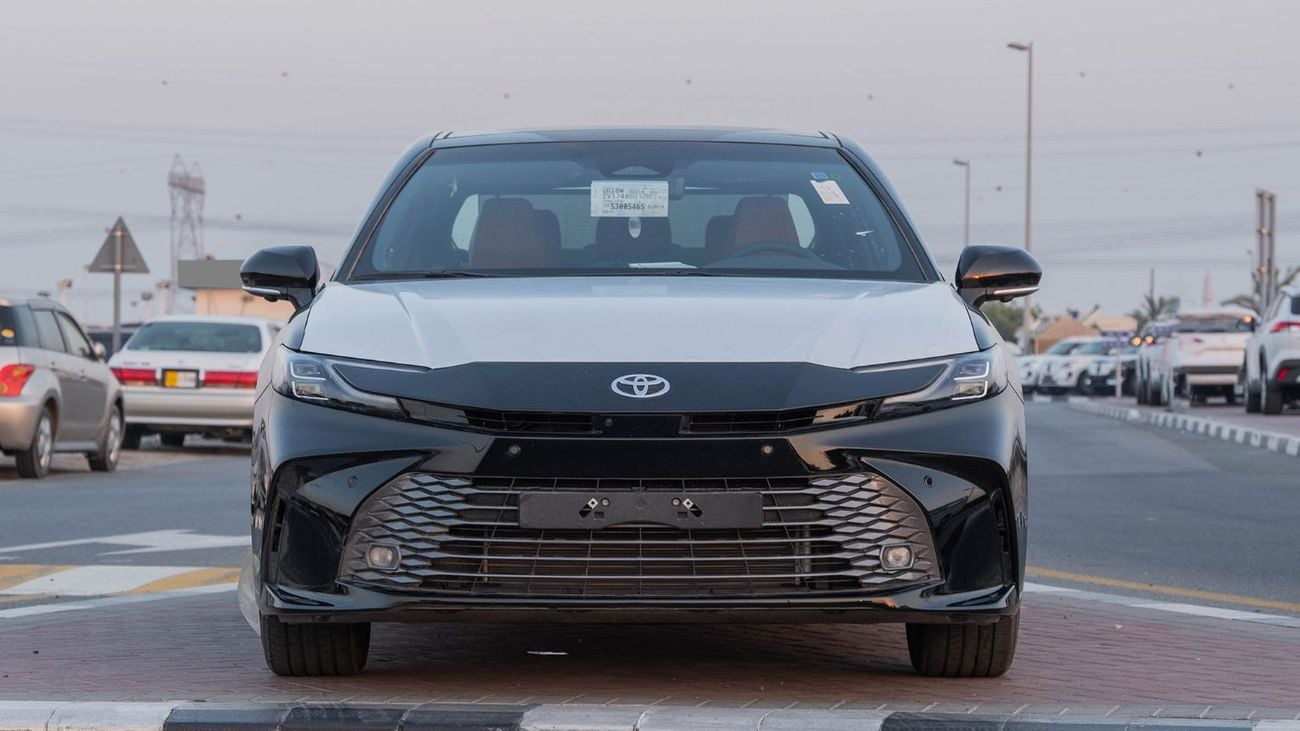Toyota Camry 2025 Toyota Camry Lumiere 2.5L AT Hybrid (Black)