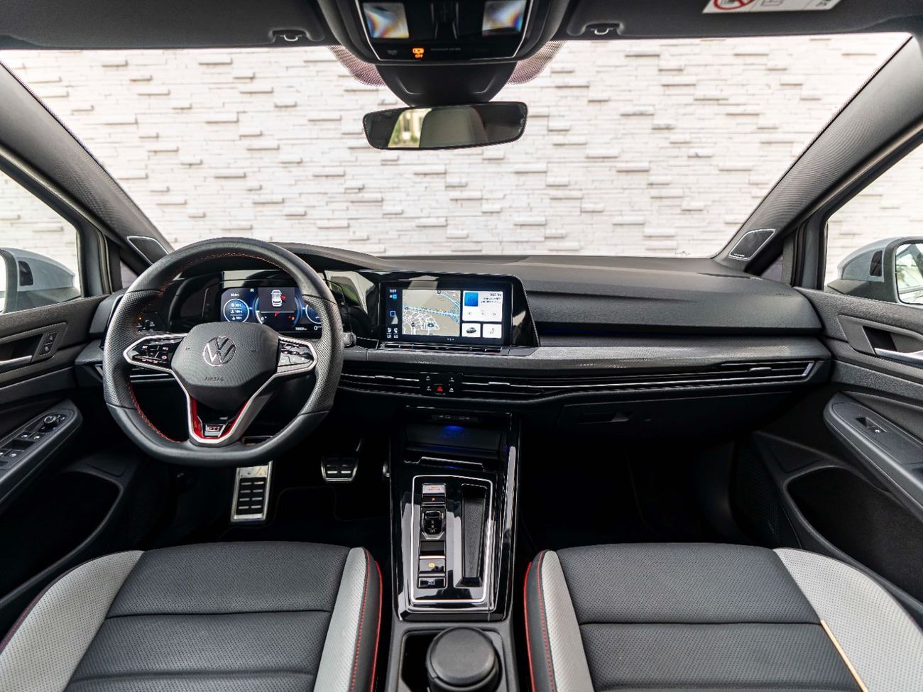 فولكس واجن جولف GTI 