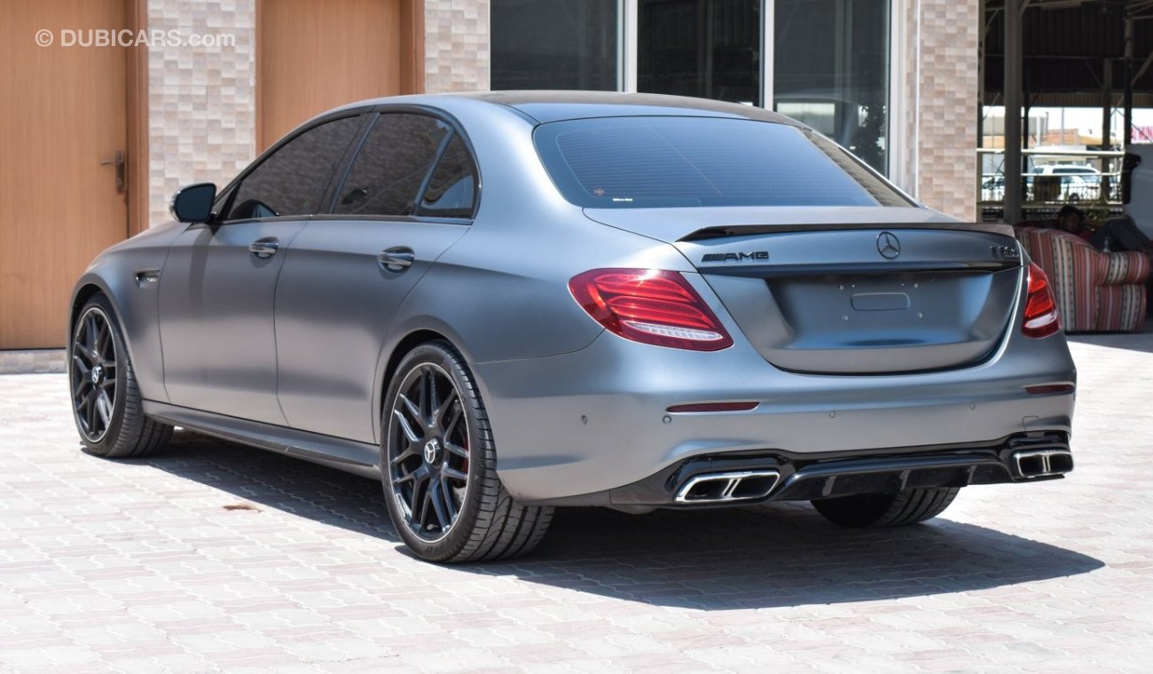 مرسيدس بنز E 63 AMG S 4 Matic