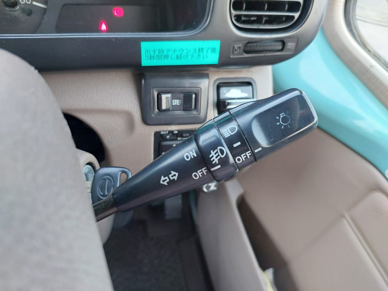 Toyota Coaster TOYOTA COASTER BUS RHD 2001 MODEL 4.2 L DIESEL AUTOMATIC(PM10587)