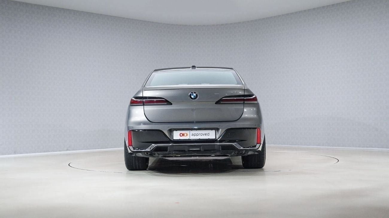 بي أم دبليو 740Li M Sport Individual - Extended Special Offers - AED 5,280 P/M