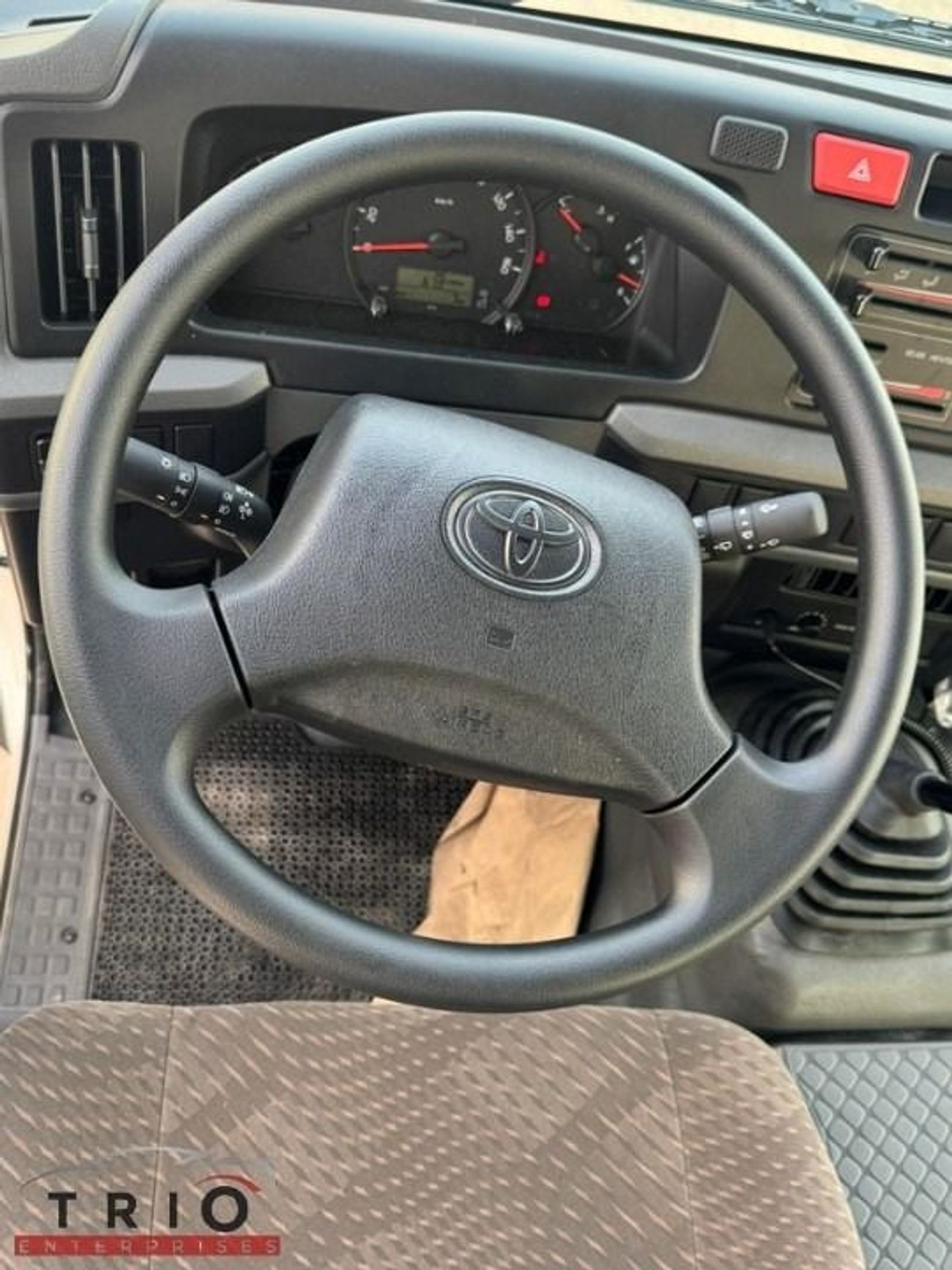 Toyota Coaster TOYOTA COASTER - 4..0L - DIESEL - MT - 23 STR - 3 PELR - 2025MY