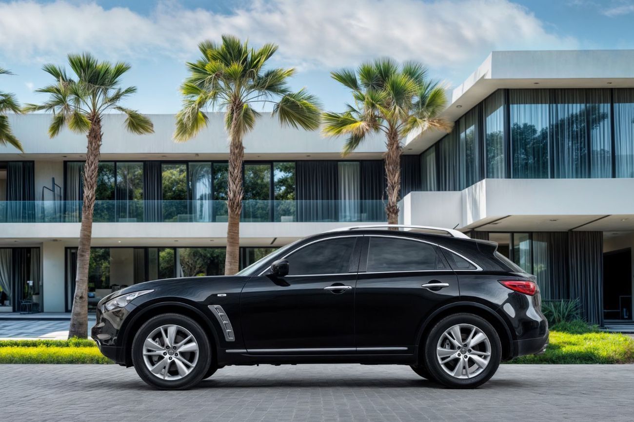 Infiniti QX70 LUXURY | 1,459 P.M | 0% Downpayment | Excellent Condition!