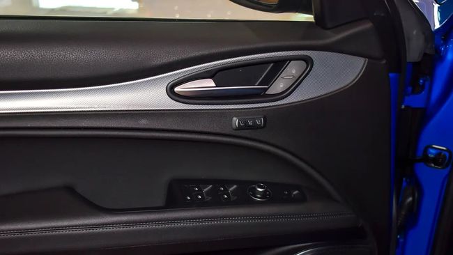 Alfa Romeo Stelvio VELOCE, миниатюра 24