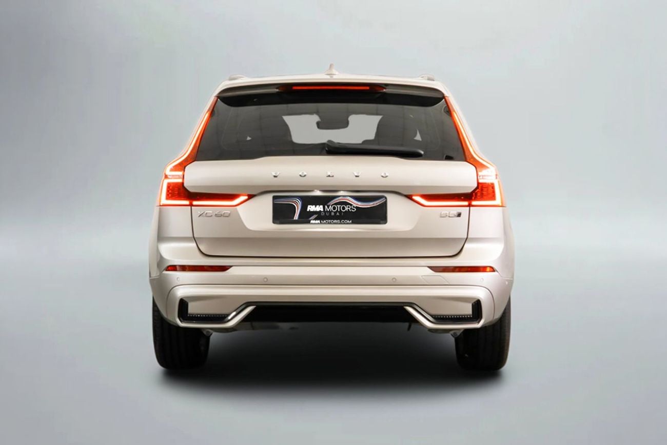 فولفو XC 60 ULTRA DARK