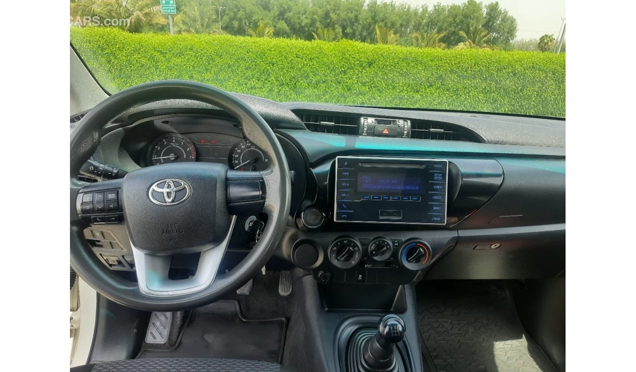 Toyota Hilux GL Toyota Hilux Model 2017 gcc excellent car