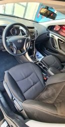 Hyundai Elantra HYUNDAI ELANTRA GCC  1.8 ENGINE  2015