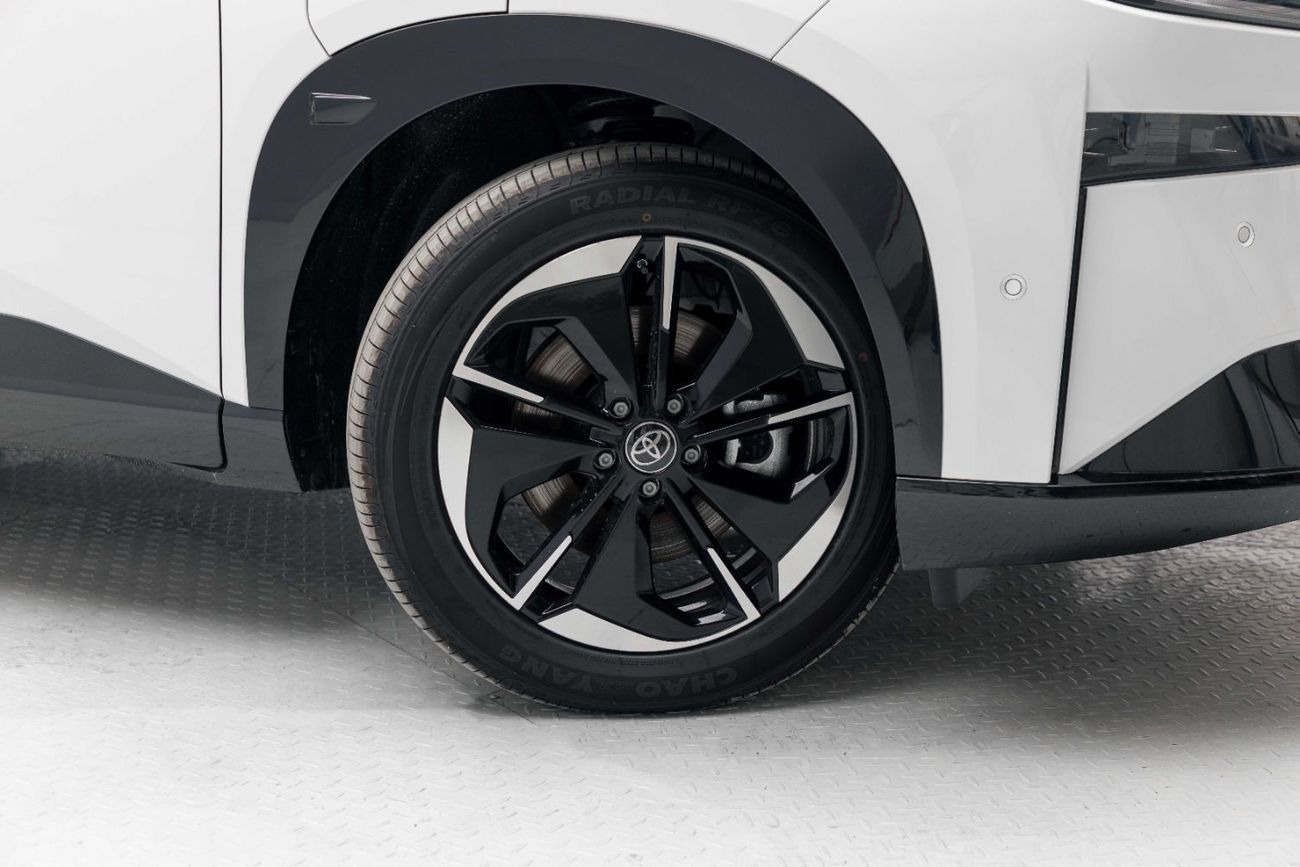 Toyota BZ3X PRO+ - WHITE inside BEIGE | Export Only