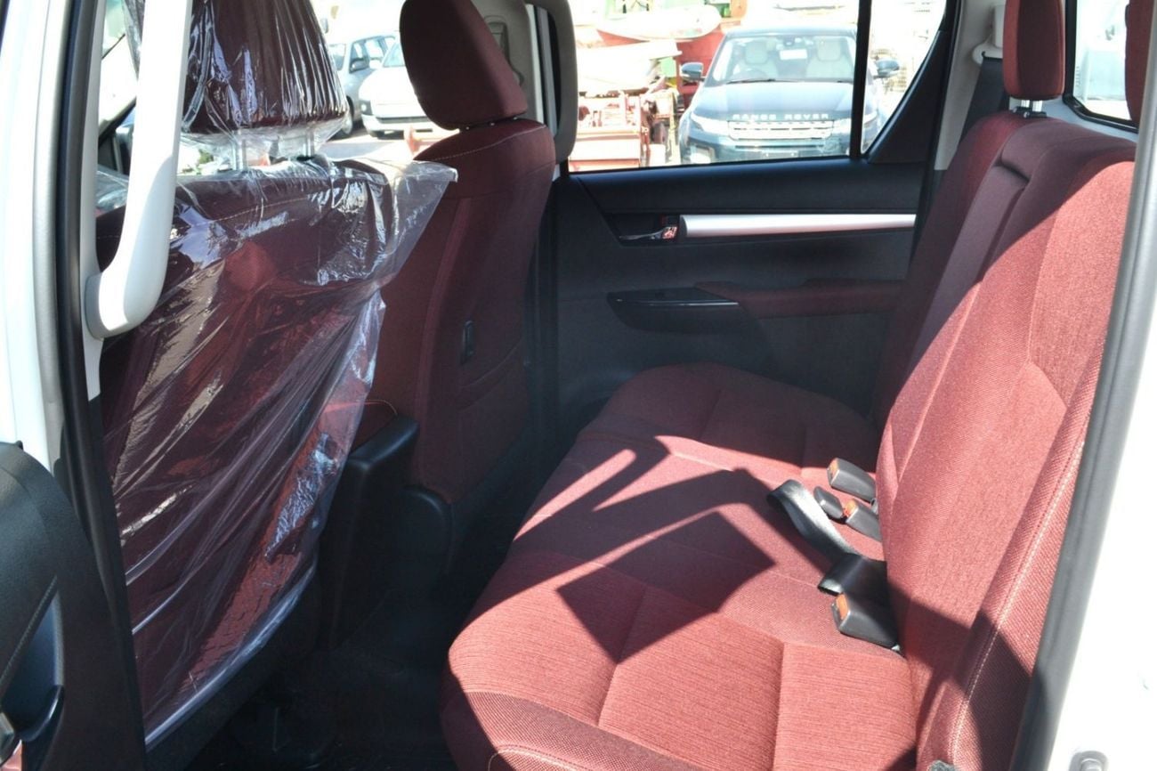 Toyota Hilux SR5 (NON GCC) 4x4 2.7L MT Petrol SR5