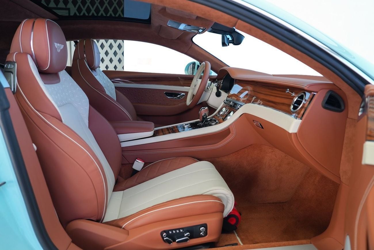 بنتلي كونتيننتال جي تي W12 4.0T V8