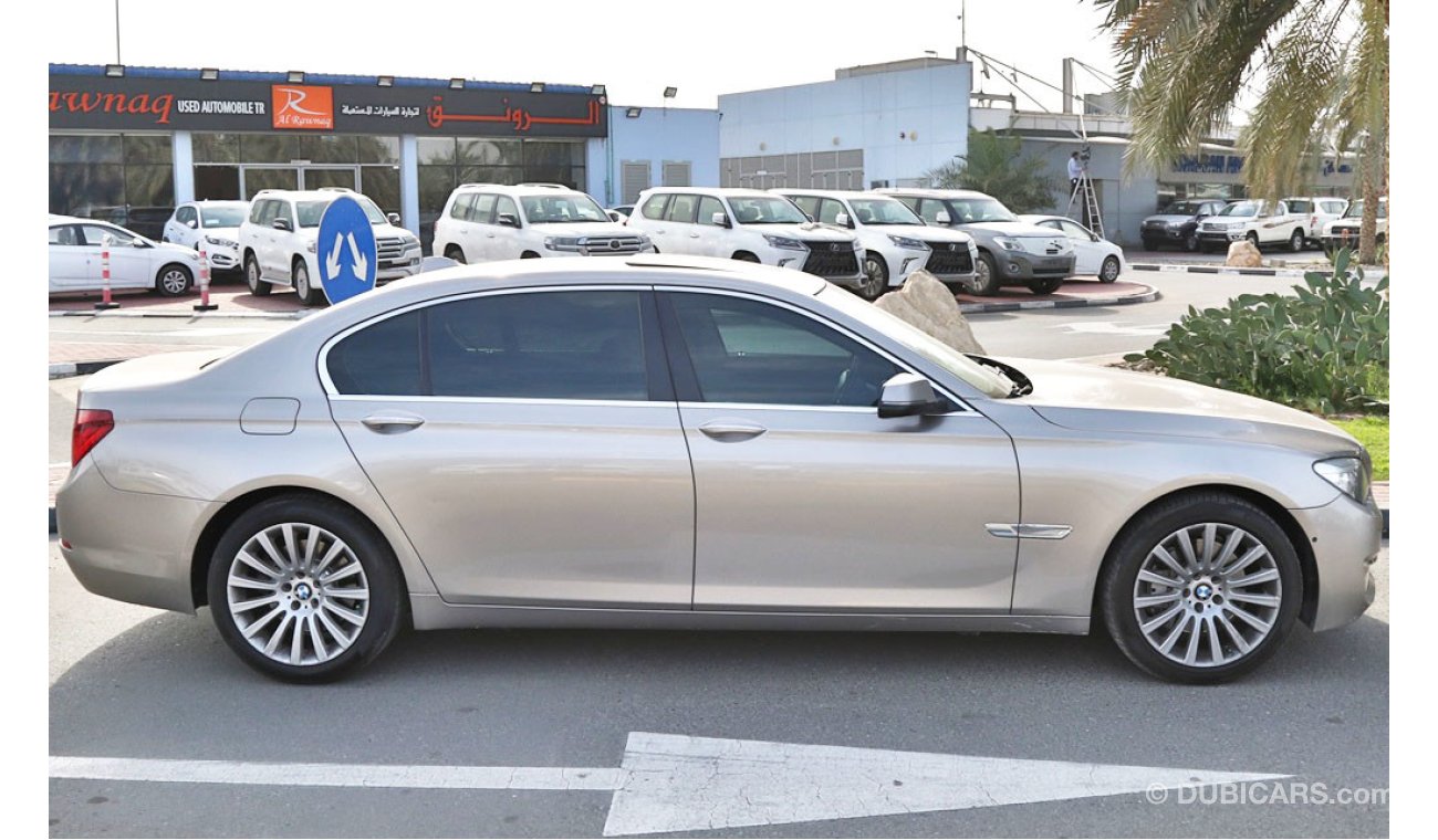 BMW 730Li (2014 | GCC SPECS)