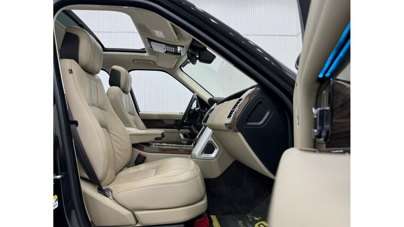 Land Rover Range Rover 2022 Range Rover Vogue P360 HSE, 2027 Range Rover Warranty + Service Pack, Low Kms, GCC