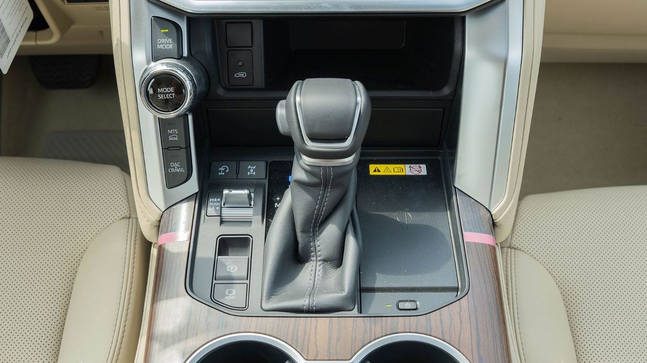 تويوتا لاند كروزر 2025 Toyota Land Cruiser 300 GXR AEROS 3.5L Twin Turbo AT Petrol