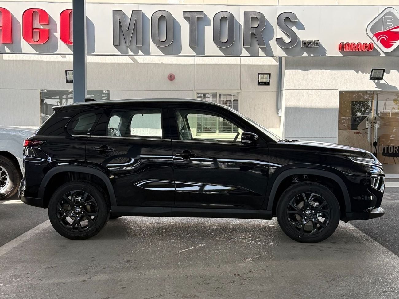 تويوتا أوربان كروزر URBAN CRUISER GLX 1.5 PANORAMA **EXPORT ONLY**التصدير فقط خارج الخليج***