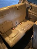 Nissan Pathfinder LE