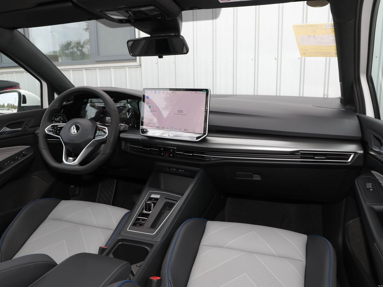 Volkswagen Golf R 1.5