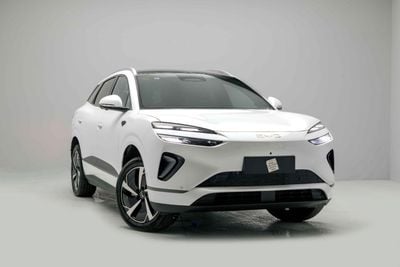 بي واي دي سيليون 06 Navigation Plus - White Inside Black | Export Only